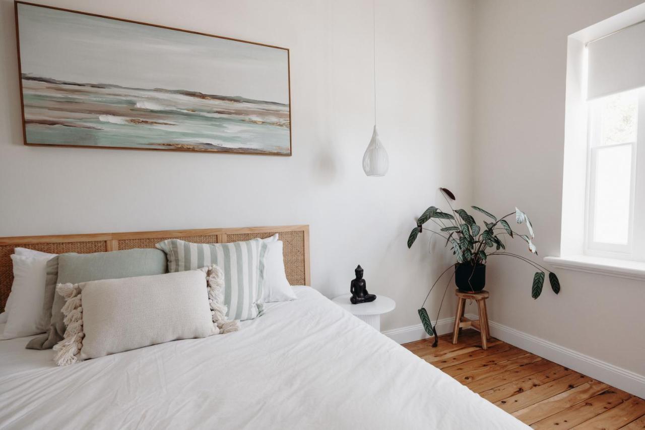 Lexton House - Luxurious Cottage Parkes Eksteriør bilde